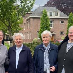 In unserer niederländischen Niederlassung in Denekamp mit Schw. M. Inge und Schw. Maria Rupert